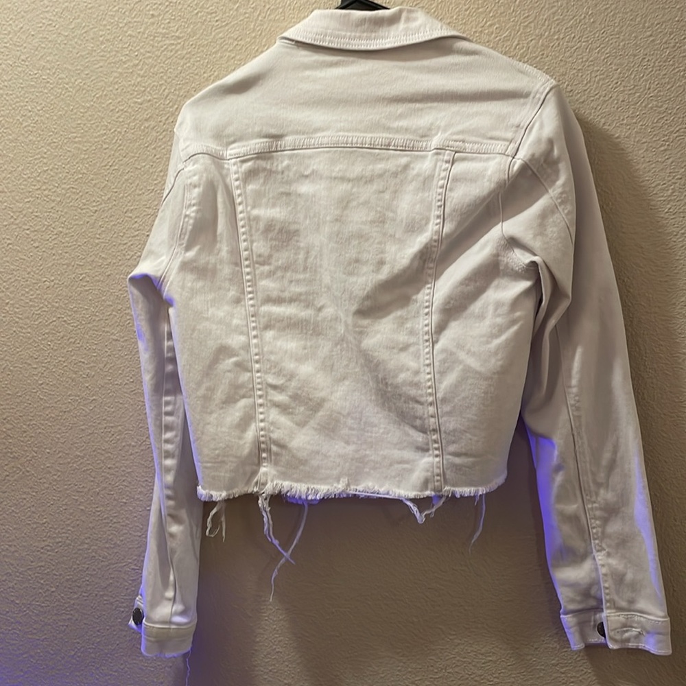 V.I.P Jeans white denim jacket. - Picture 4 of 4